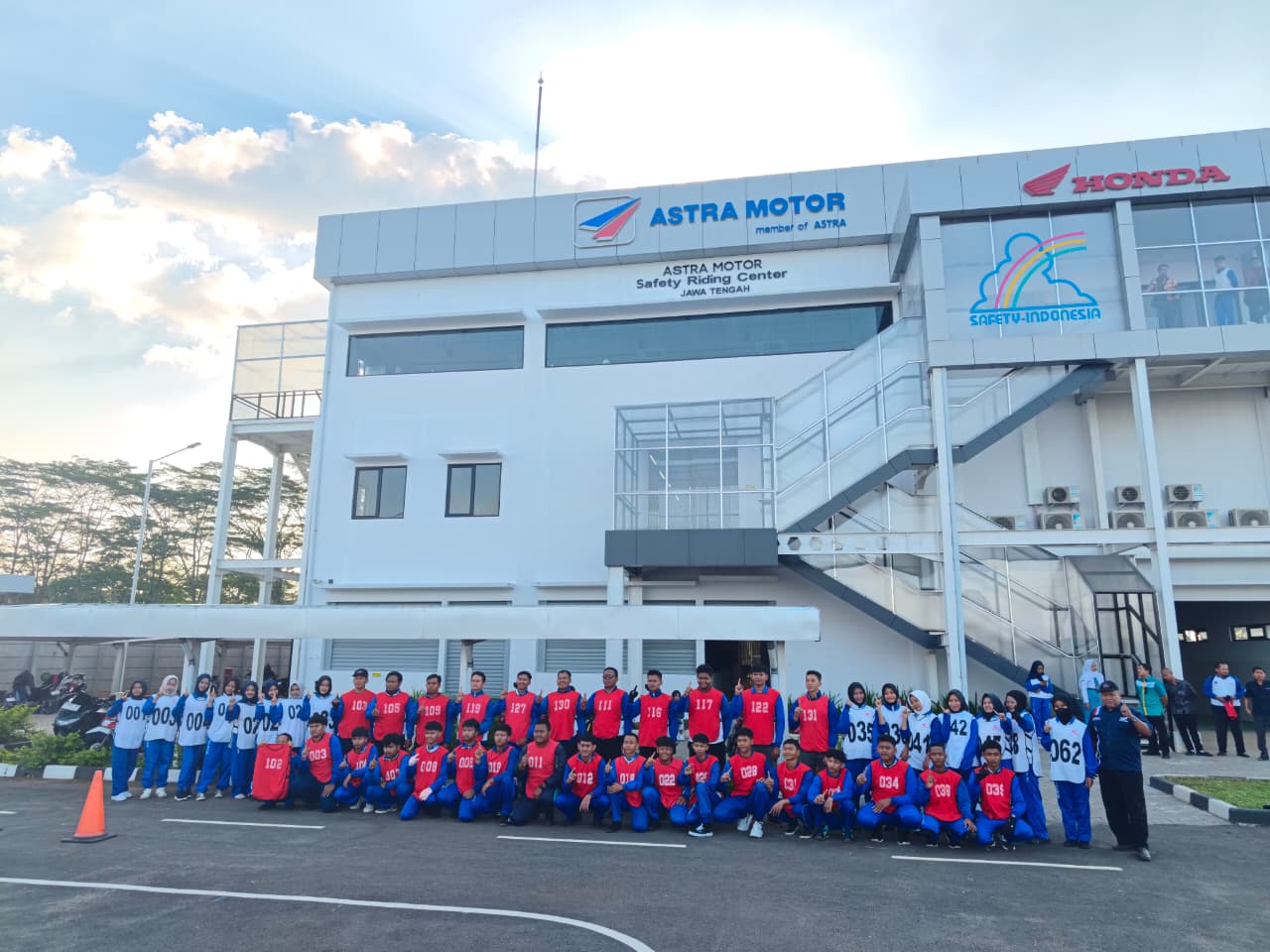 TRAINING DAN KOMPETISI SAFETY RIDING JAWA TENGAH 2026